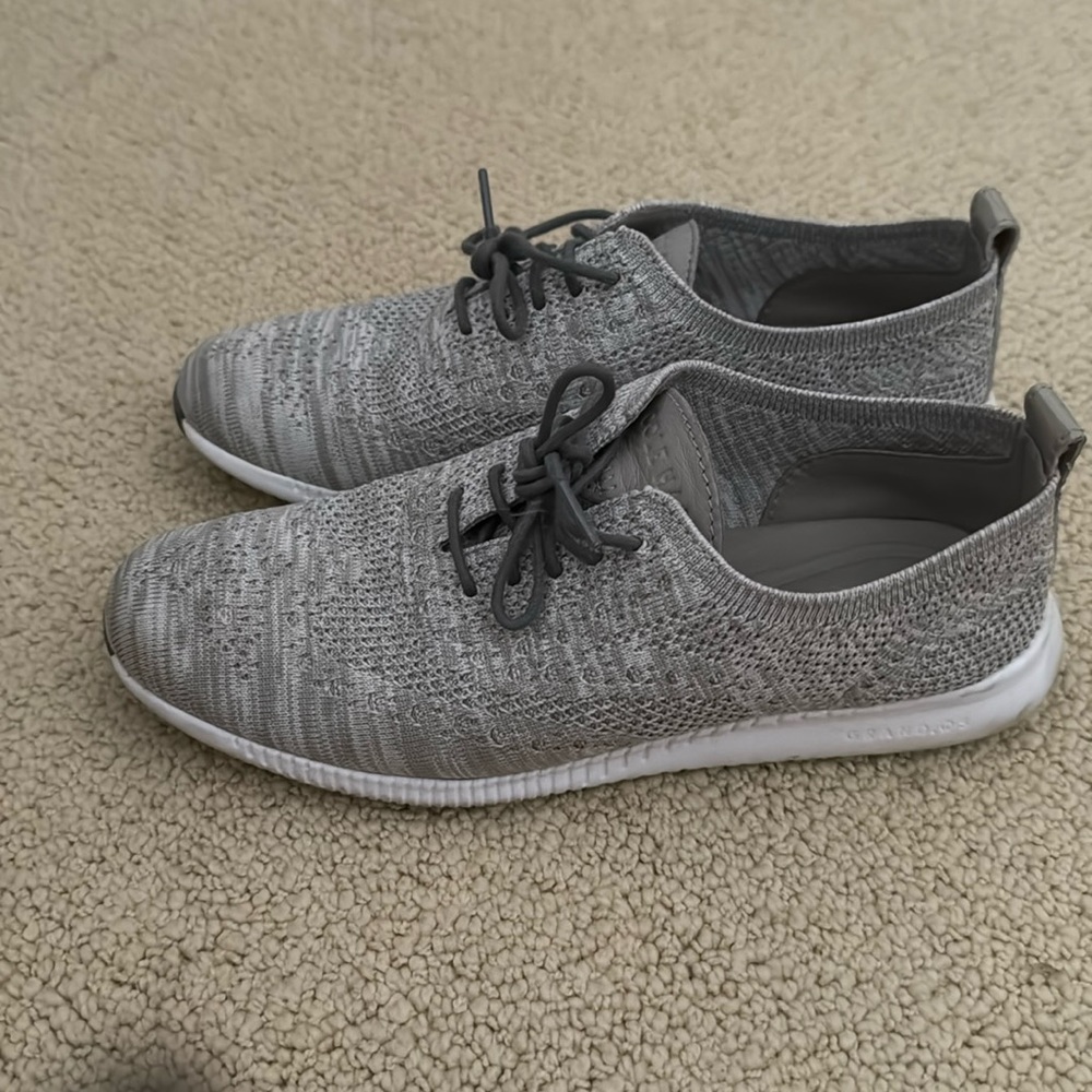 Cole haan sweater shoe